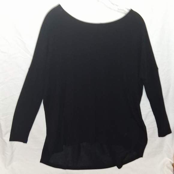 SALE EUC Women's Very J Sz. S Black Over-sized Lightweight Long-sleeve Sweater - Picture 3 of 10